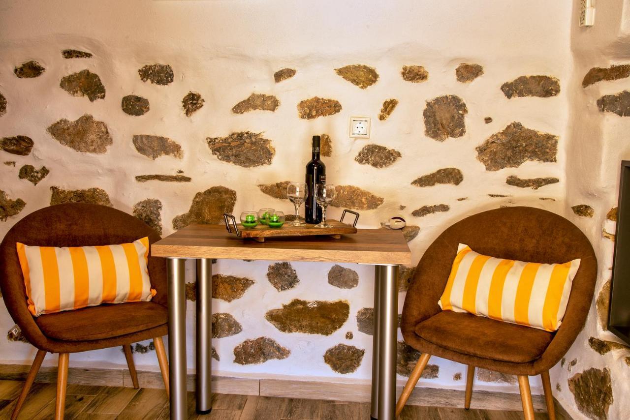 Anemolia Tiny Stone House Villa Palekastro Exterior photo